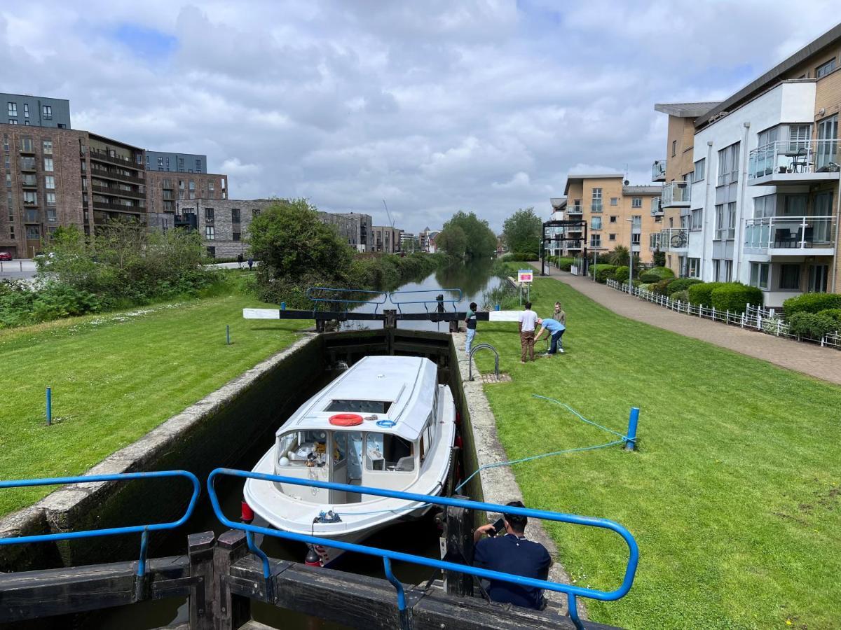 Beautiful Riverview Apartment Chelmsford Exteriör bild